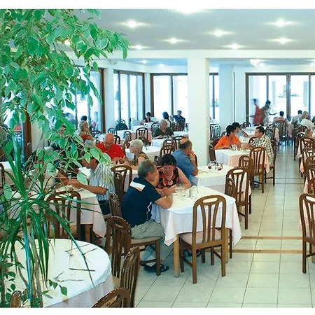 Alfa Szálloda 4*