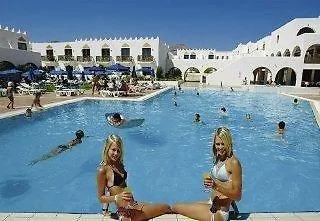 Alfa 4* Κολύμπια