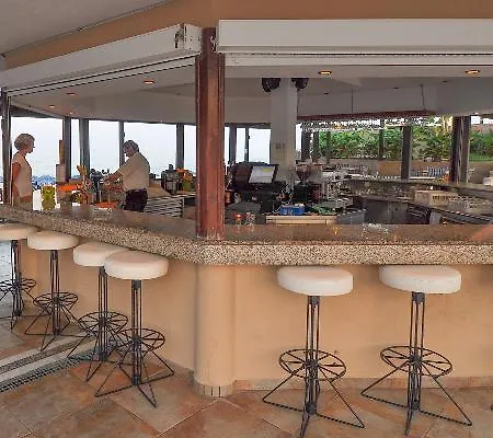 Hotel Alfa 4*